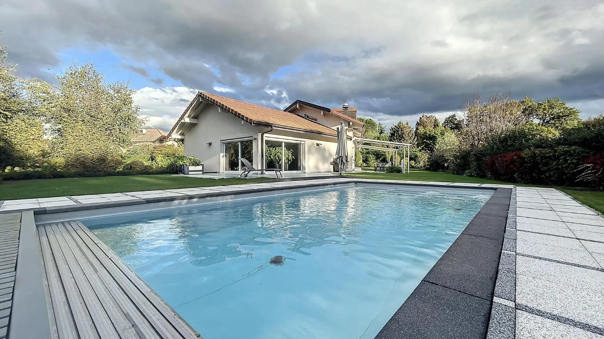 Magnifique Villa Au Bord Du Lac Messery 0*,